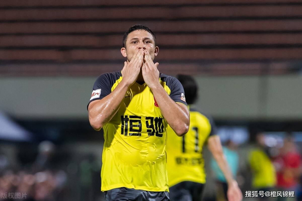 九游体育官方正版下载 摩托车赛淘汰赛，粤西玄武队与嵩山闪电队强势横扫，VAR改判成焦点！